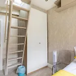 Stunning Modern 2-Floor House With 3 Ensuite Rooms