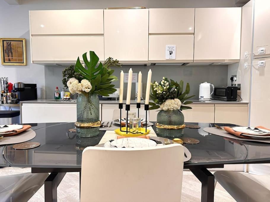 Villa Stunning Modern 2-floor House With 3 Ensuite Londra