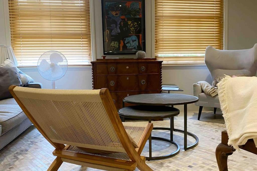 Stunning Modern 2-floor House With 3 Ensuite Londra